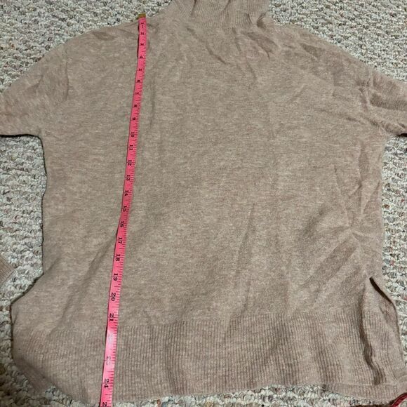 MNG by mango Perkins 100% Wool Turtleneck Slit Sweater Oversized- Size Medium - Picture 9 of 9